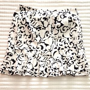 White House Black Market Ruffled Skirt